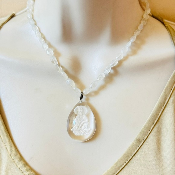 Energy Muse Intaglio Buddha Necklace Quartz natural beads Statement Collar 16" - Picture 3 of 6